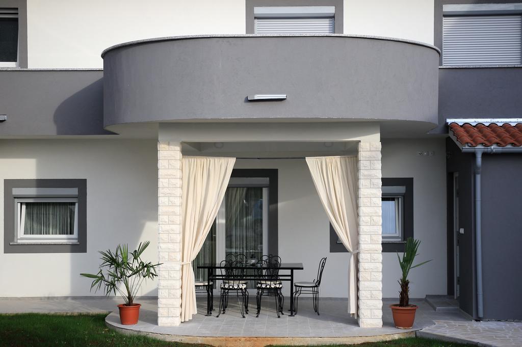Mare Apartment