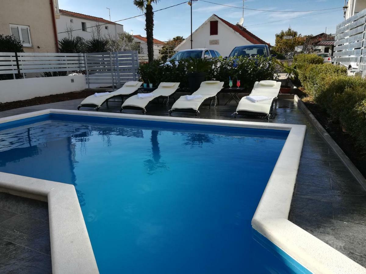 Apartma Mare *